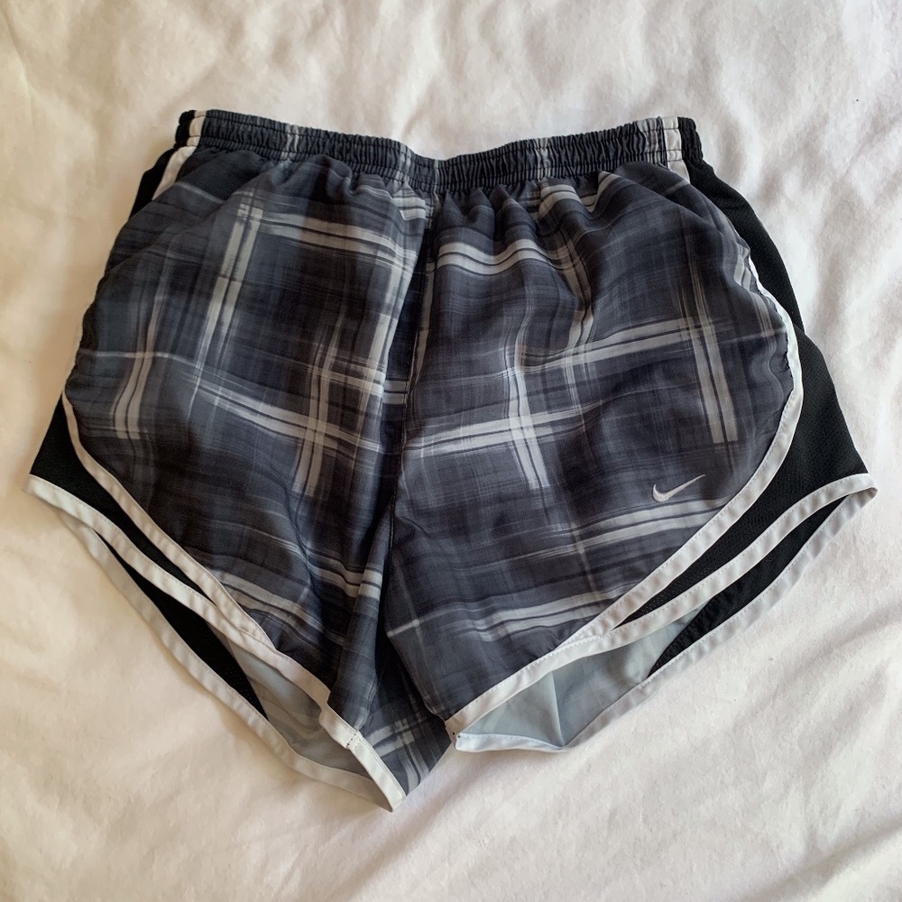 Nike Grey and White Pattern Tempo Shorts